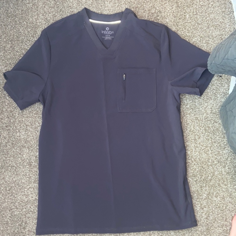 Men’s Cherokee Infinity Gray Scubs Set, M top x4, L pant x4